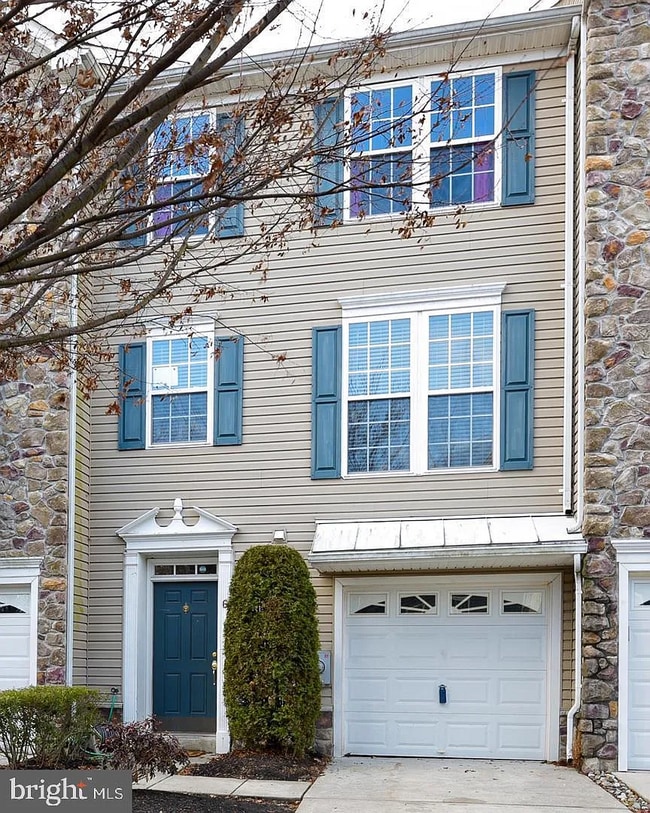 Photo - 6 Eagle Ln Townhome