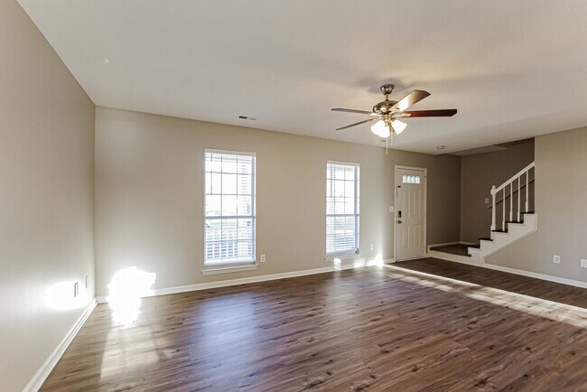 Foto del edificio - 4817 Farmview Dr