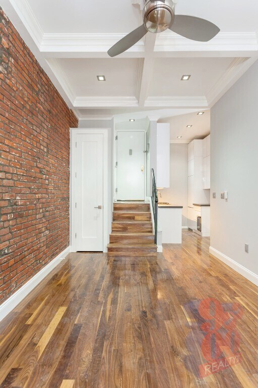 Foto del edificio - 564 Hudson St