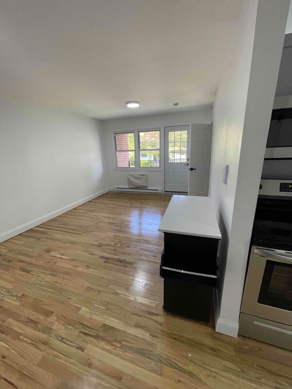 Foto del edificio - 30 Archer Ave