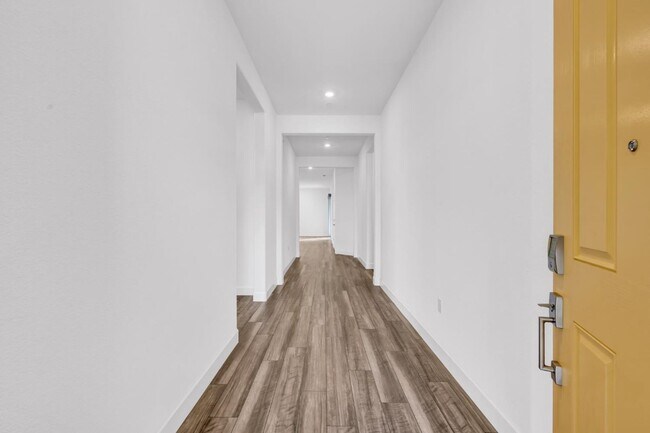 Building Photo - New 4 Bedroom 2.5 Bathroom 2280 sqft Home in Sacramento's Northlake Community for Lease.