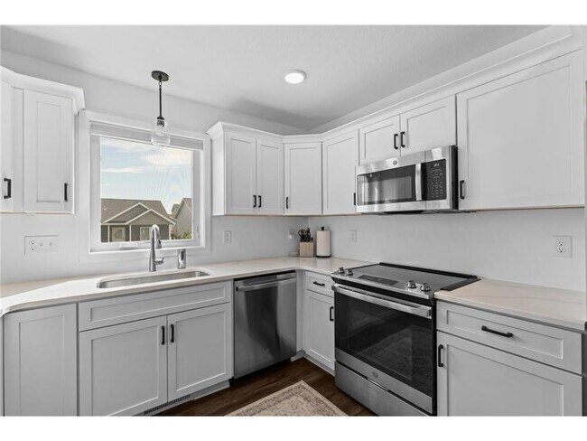 Foto del edificio - 6037 Sandstone St NW
