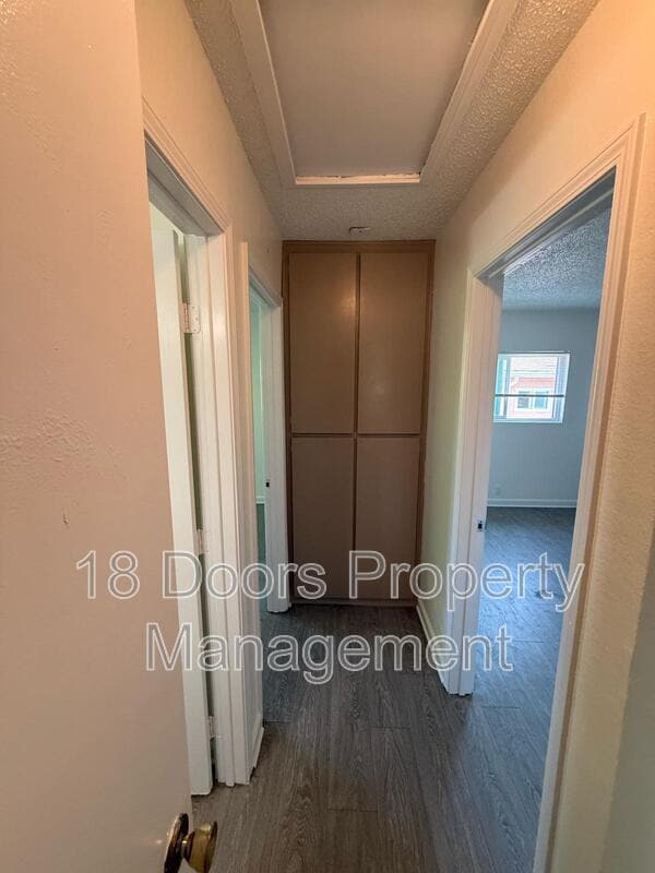 Building Photo - 840 Grand Ave