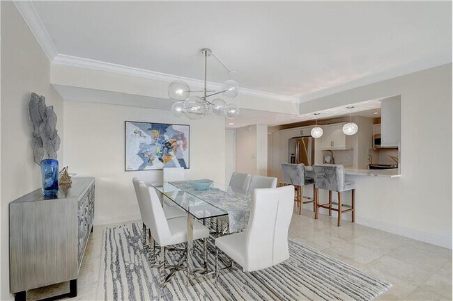 Foto del edificio - 3300 S Ocean Blvd