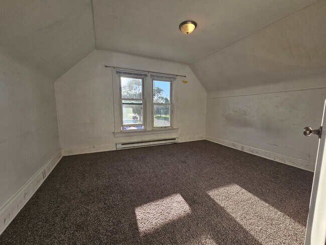 Foto del edificio - 124 10th Street SW