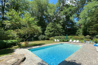 Building Photo - 172 Heather Ln