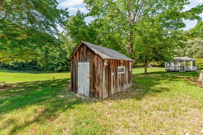 Foto del edificio - 17300 Aquasco Farm Rd