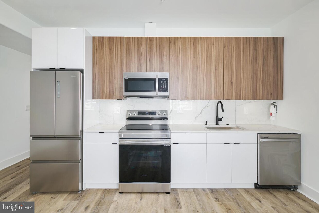Foto principal - 640 Moore St
