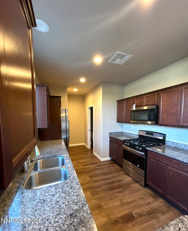 Foto del edificio - 3621 Oaklawn St
