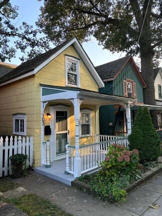Building Photo - 103 1st Ave