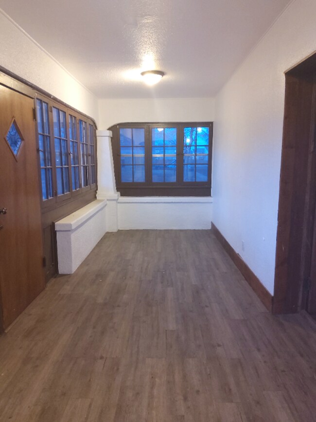Foto del edificio - 1602 Belmont Ave