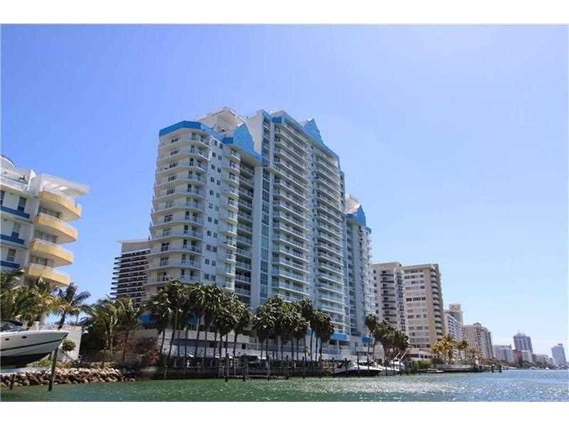 Foto principal - 5900 Collins Ave