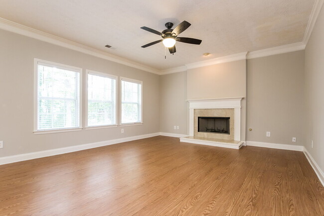 Building Photo - 2159 Caneridge Dr