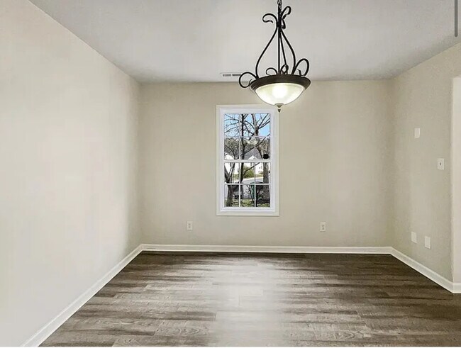 Building Photo - 10609 Spring Rain Ct