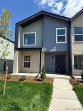 Building Photo - 1382 Akron St