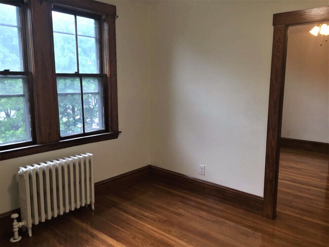 Building Photo - 155 Intervale St
