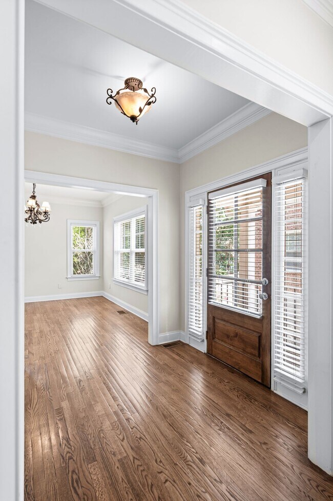 Foto del edificio - 172B Woodmont Blvd