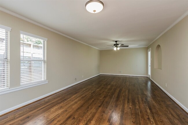 Foto del edificio - 730 E 8th St