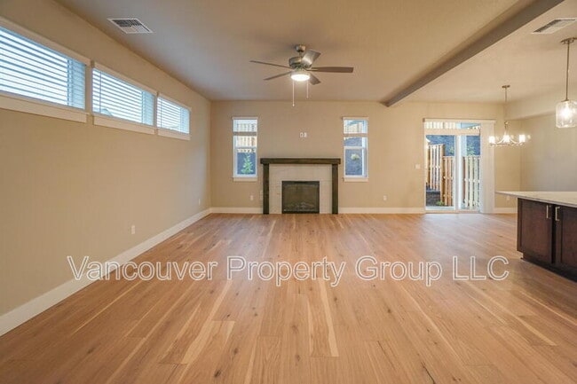 Foto del edificio - 2215 E Badger Wy