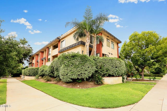 Building Photo - 601 S El Molino Ave