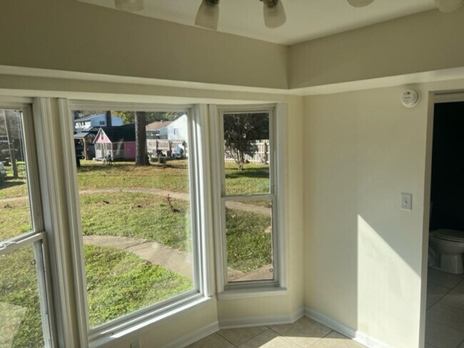 Foto del edificio - 5382 Leicester Ct