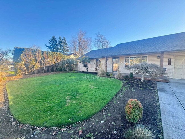 Photo - 670 NE 22nd St House