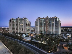 Building Photo - 9103 Alta Dr