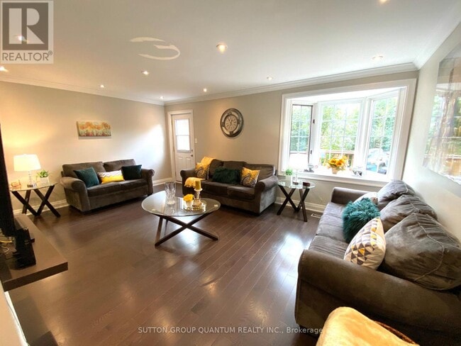 Building Photo - 5477 Schueller Crescent