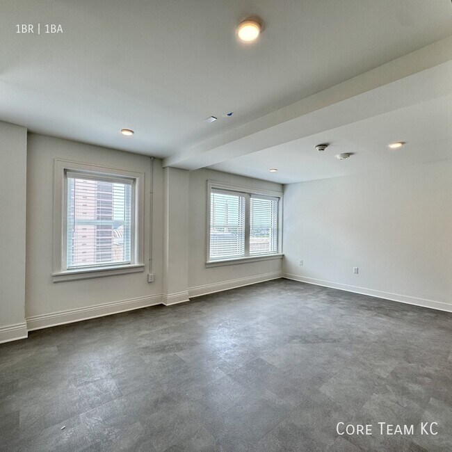 Foto del edificio - 1215 Wyandotte St
