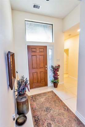 Foto del edificio - 16422 Williamstown Dr