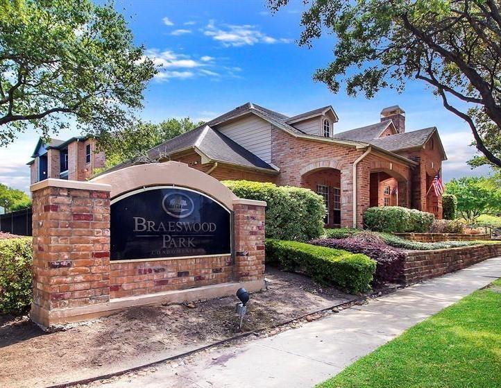 Primary Photo - 2255 Braeswood Park Dr
