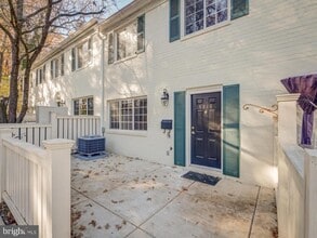 Building Photo - 5210 Maris Ave