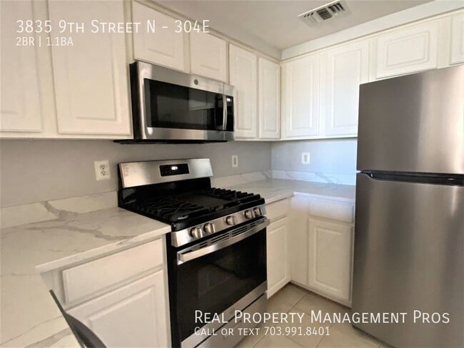 Foto del edificio - 3835 9th St N