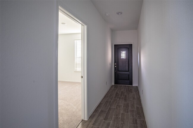 Foto del edificio - 5135 Persimmon Peak Pl