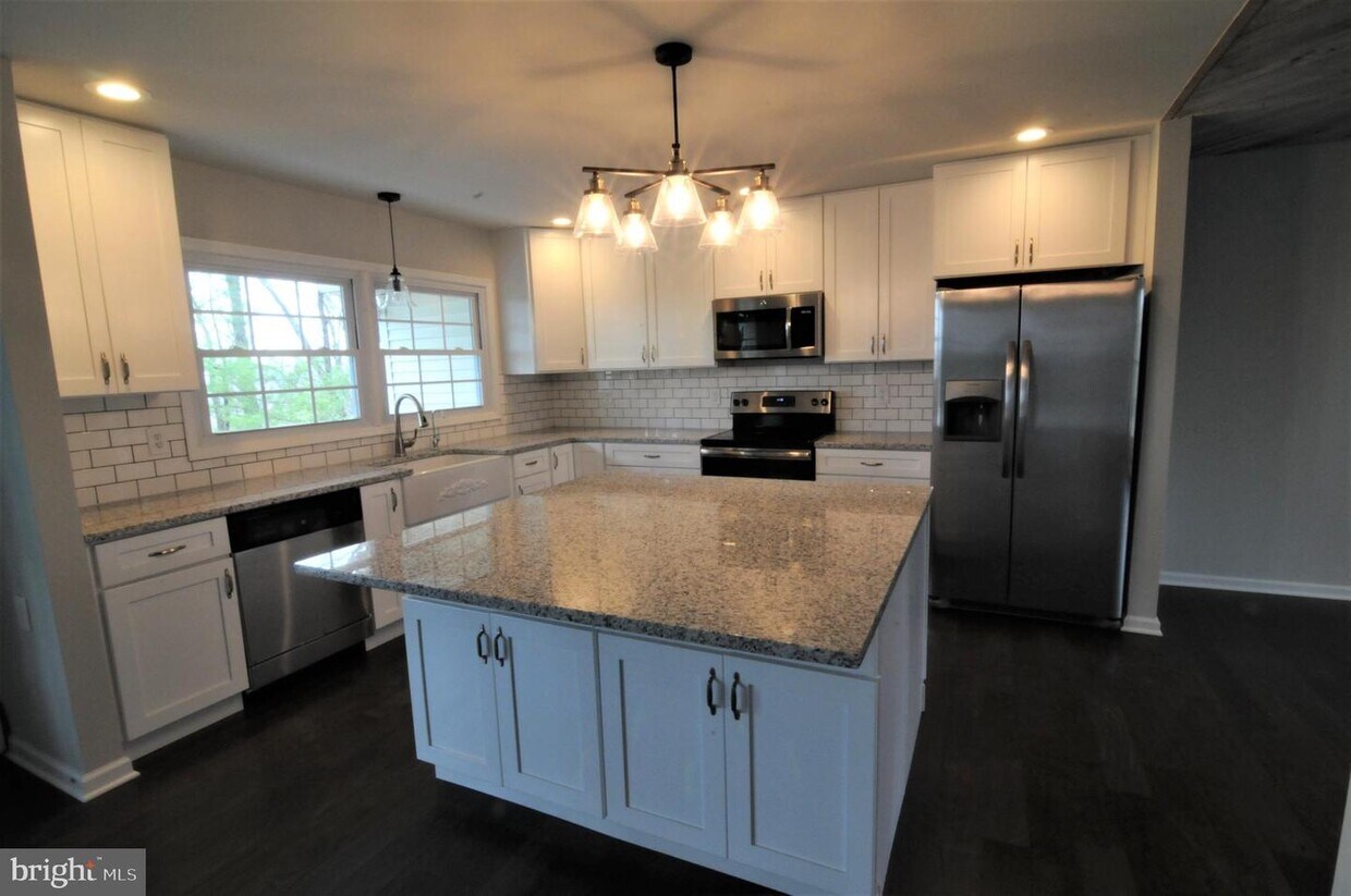 Foto del edificio - 5063 Baltimore Pike