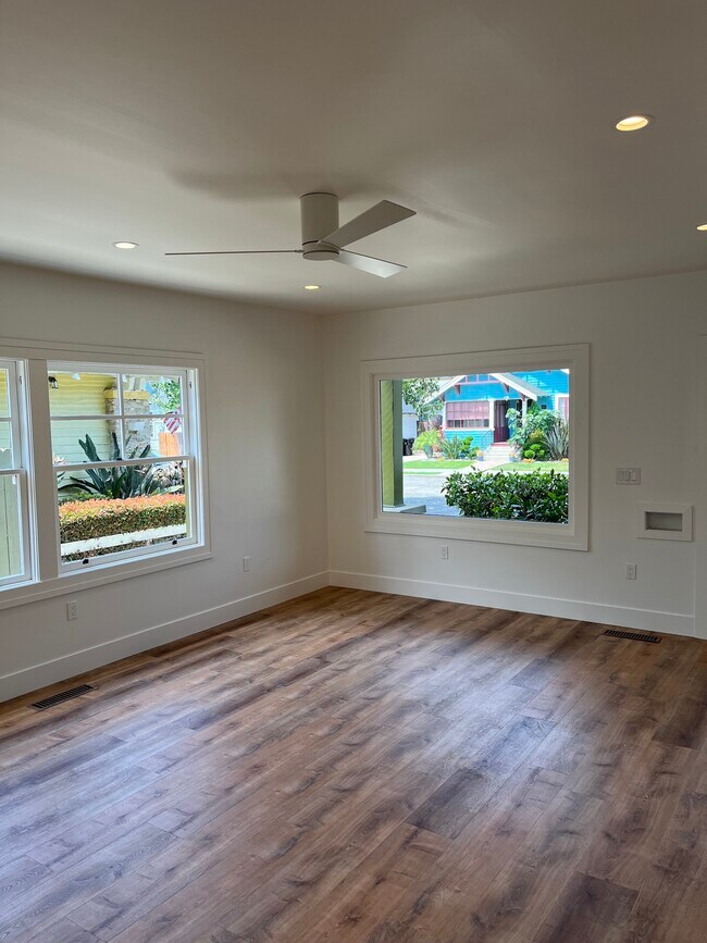 living room - 240 Lindero Ave