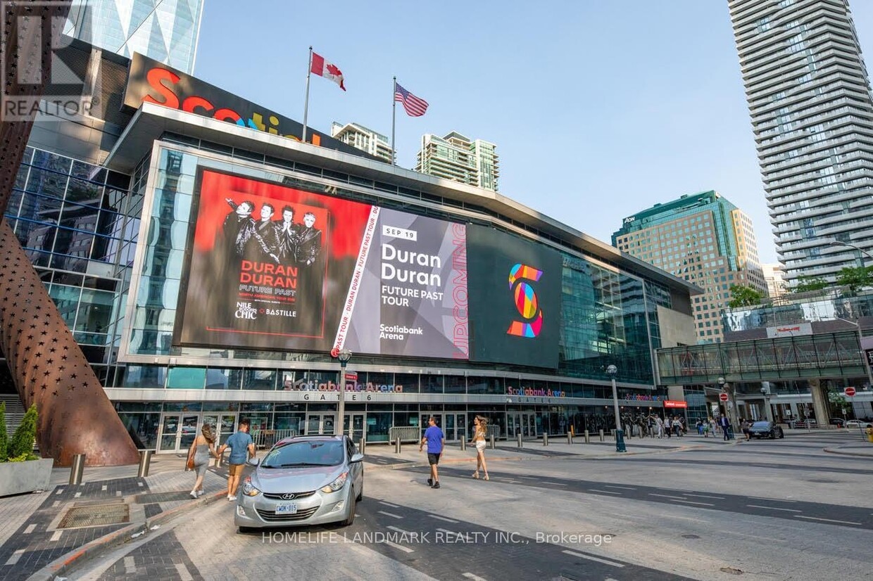 Photo principale - 55 Bremner Blvd