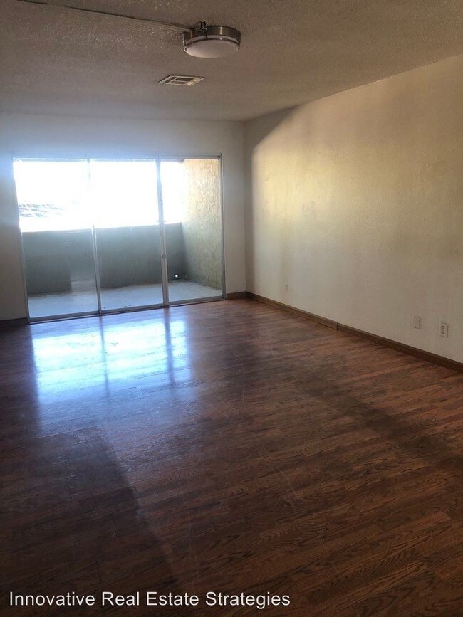 Foto del edificio - 1773 E Harmon Ave