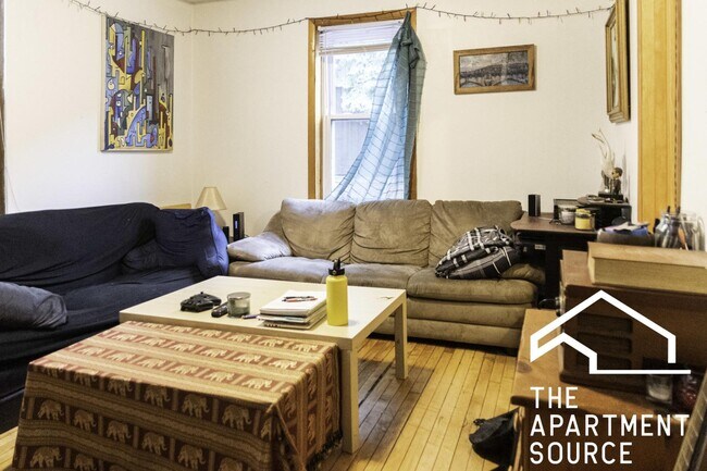 Foto del edificio - 2616 N Marshfield Ave