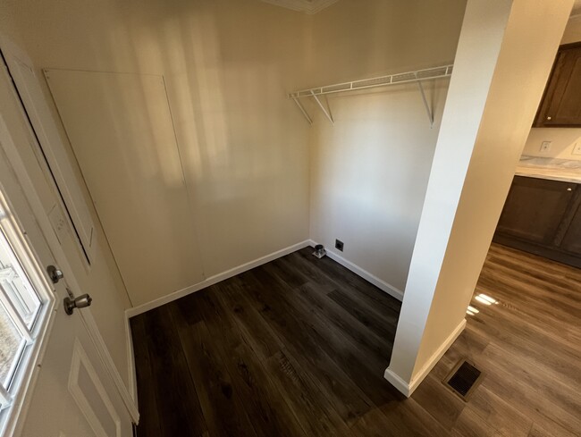 Foto del edificio - 258 Field Pine Dr