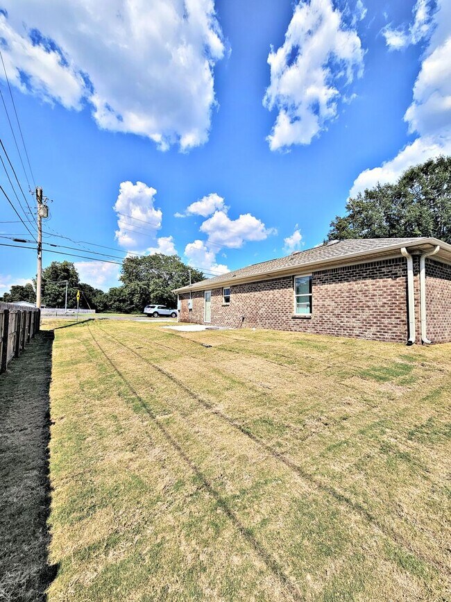 Foto del edificio - House for Rent - Hartselle - Brand New