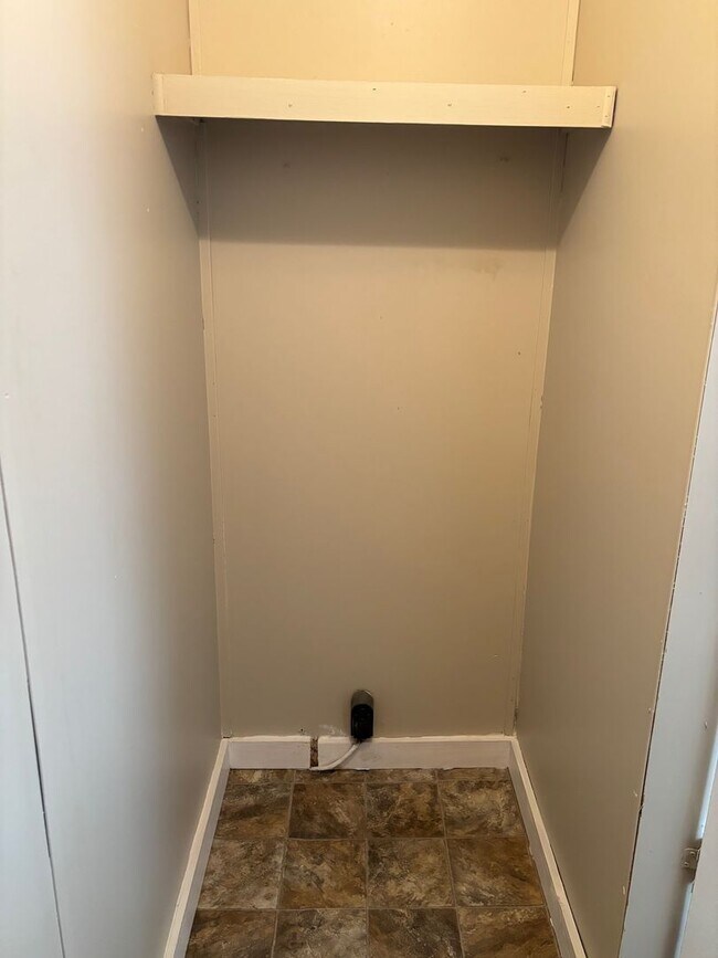 Foto del edificio - 2 BED, 2 BATH NEWLY REMOLDED MOBILE HOME IN PARK LOCATED IN EAGLE SPRINGS