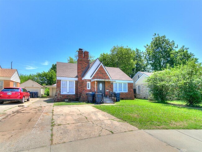 Foto del edificio - 2204 N Hood St