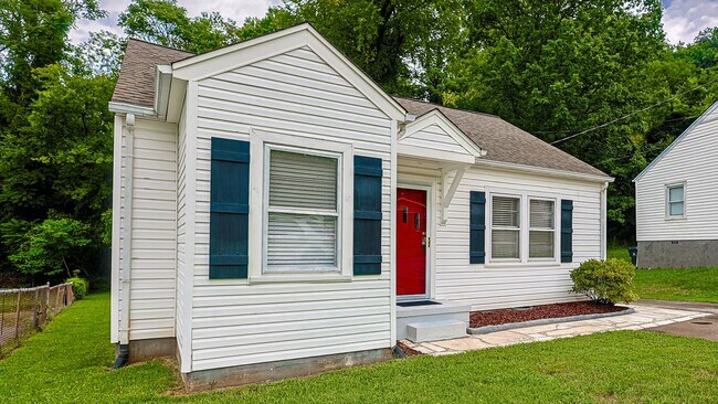 Foto del edificio - Cozy 2BD/2BTH in South Knoxville