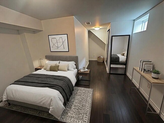 Photo du bâtiment - 2 Bedroom Lower Level With In Suite Laundry East Mountain