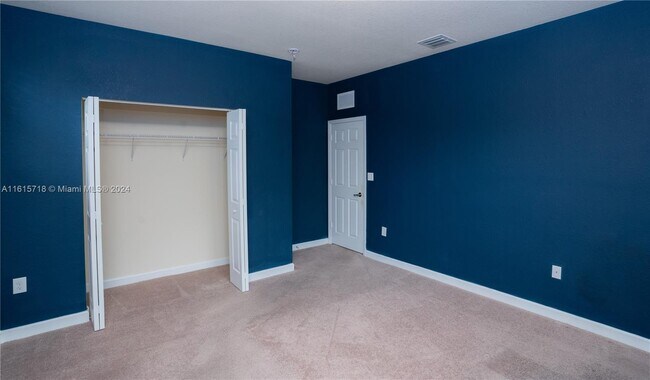 Foto del edificio - 16674 SW 43rd St
