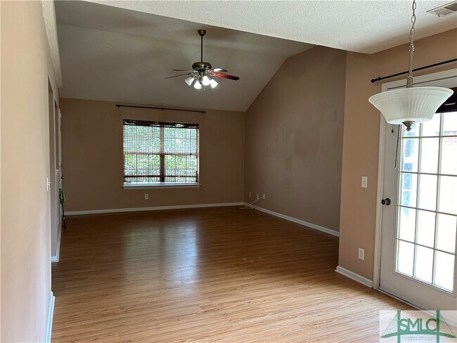 Foto del edificio - 127 Blue Gill Ln