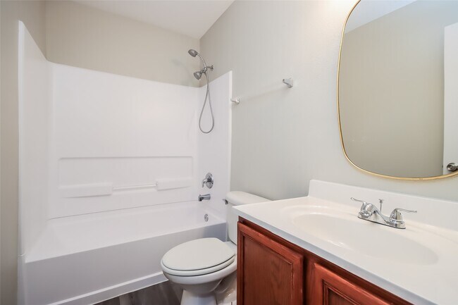Foto del edificio - 819 Grand Plains Dr