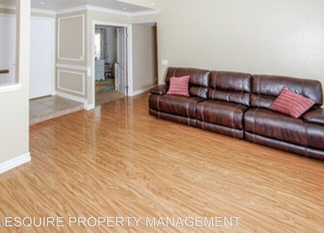 Foto del edificio - 3 br, 2 bath House - 1692 BURNLEY STREET