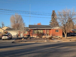 Building Photo - 81 E 100 N
